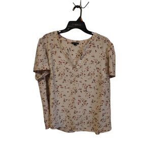 Hilary Radley Floral Ivory blouse